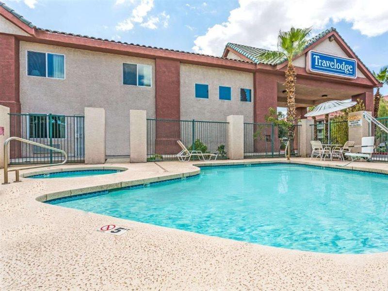 Days Inn By Wyndham Phoenix West Ngoại thất bức ảnh
