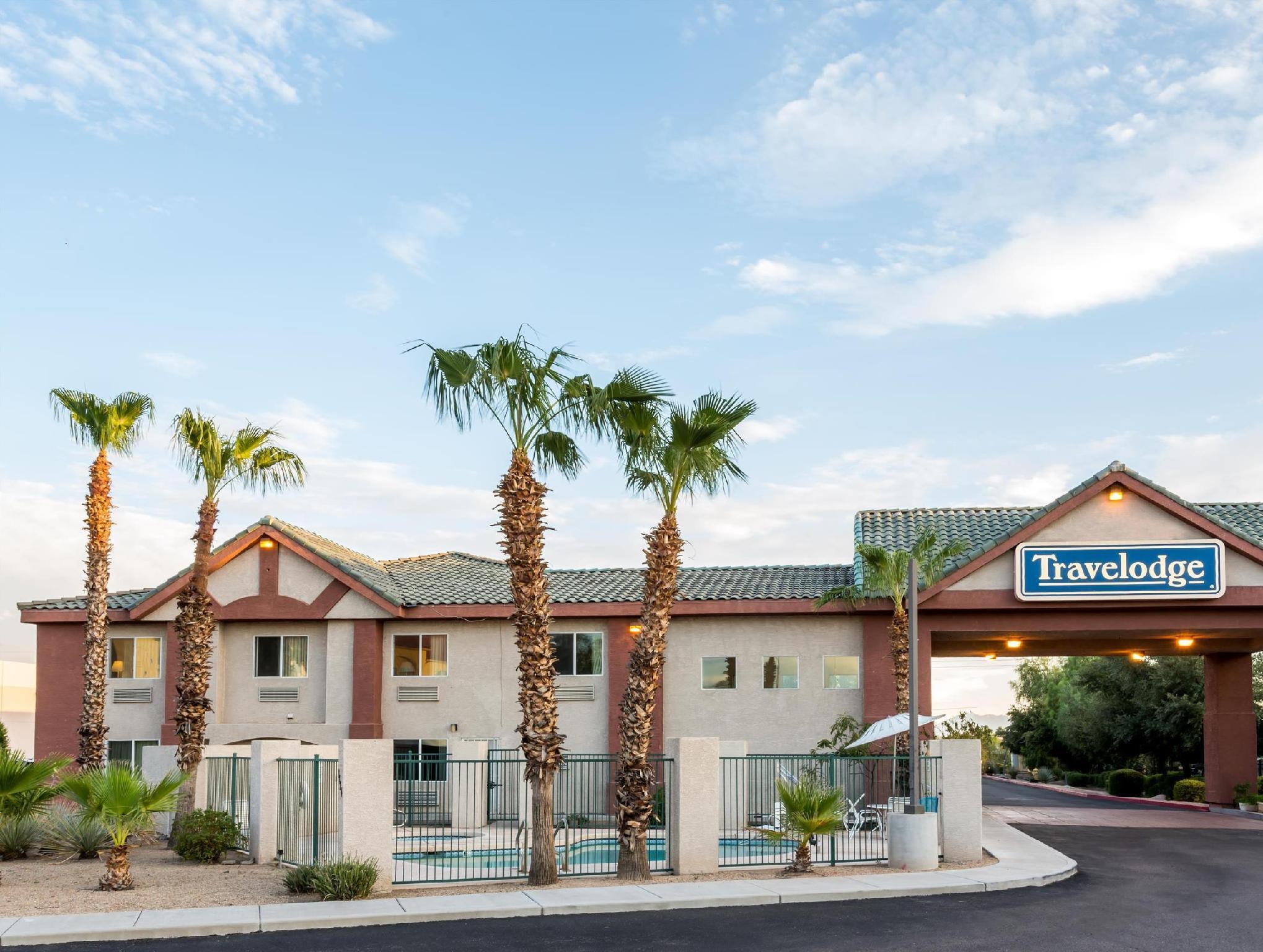 Days Inn By Wyndham Phoenix West Ngoại thất bức ảnh