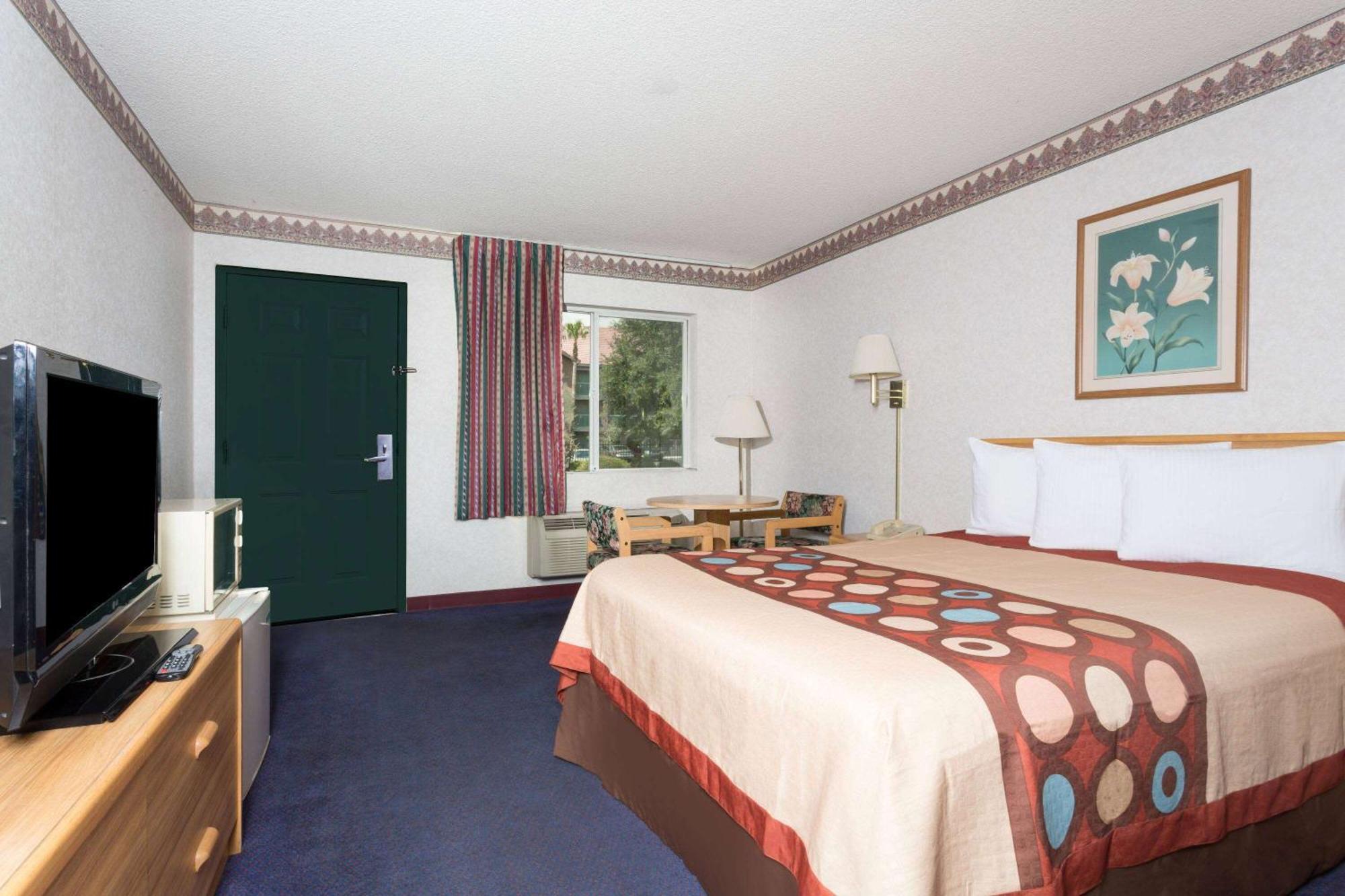 Days Inn By Wyndham Phoenix West Ngoại thất bức ảnh